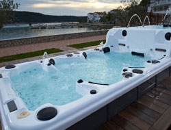 Fiberglass Spa Pool Manufacturer in Chennai